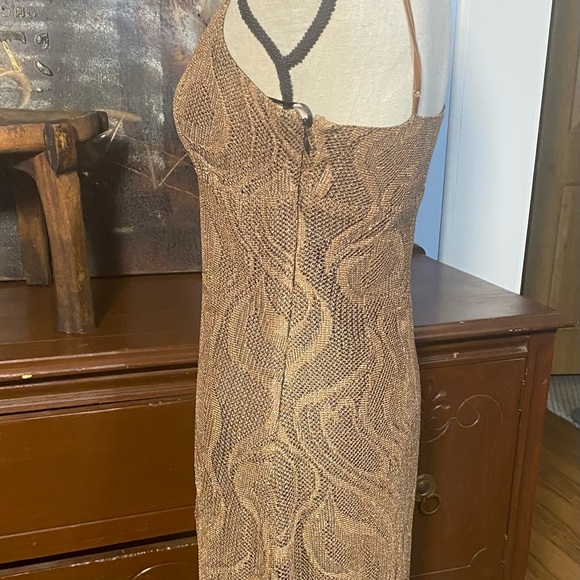 Express occasion dress with fringe and metallic shimmer. - Picture 12 of 16